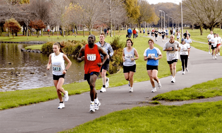 Christchurch Marathon Hagley Park runners